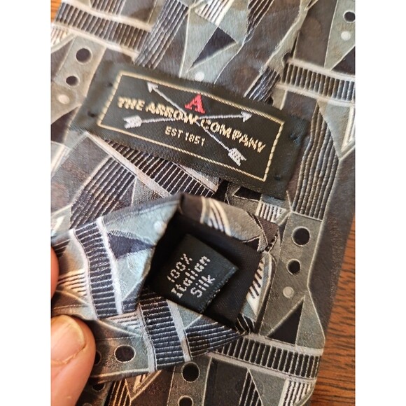 Arrow Company Mens Formal Neck Tie Multicolor 100% Italian Silk - Picture 2 of 3